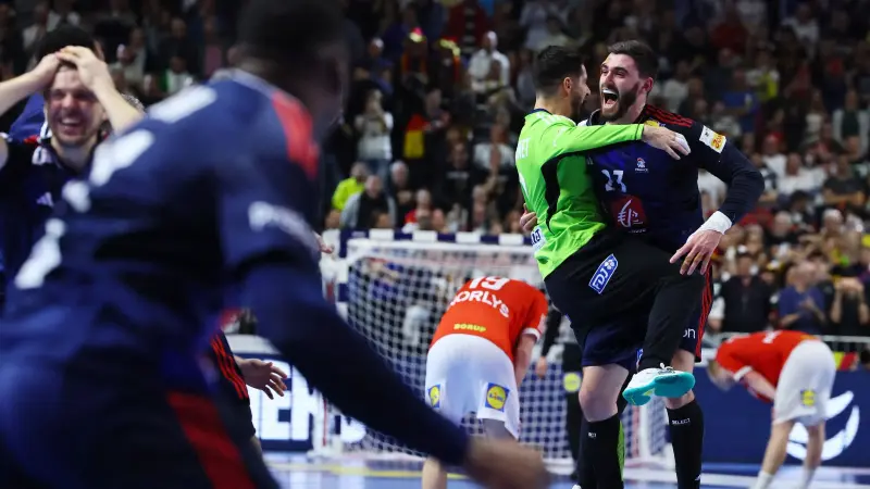 فيديو - قمة مثيرة.. فرنسا تحرز بطولة أوروبا لكرة اليد للمرة الرابعة بعد الفوز على الدنمارك