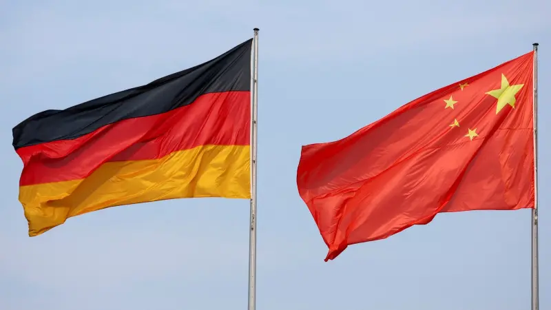 برلين تشكل لجنة خبراء لدراسة العلاقات التجارية مع بكين