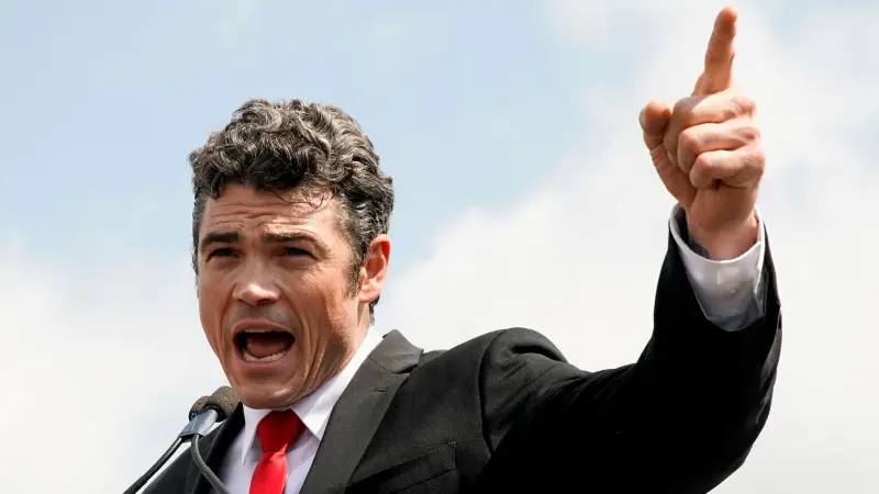 بسبب إيران.. مسؤول أميركي سابق يواجه تحقيقا في واشنطن