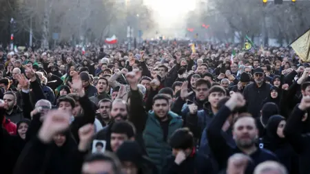 related_news_inside_blogsفيديو - نعي واحتفالات وبكاء على الهواء.. مشاهد صادمة بعد إعلان مقتل خامنئي