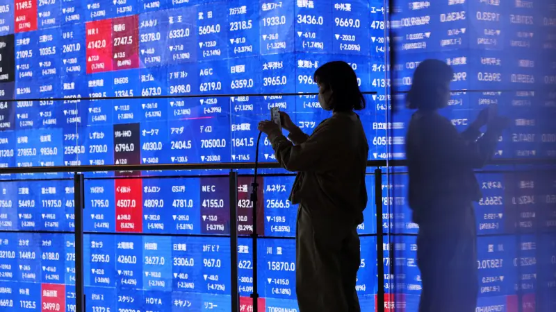 خسائر جديدة للأسهم اليابانية مع تعثر آمال وقف الحرب