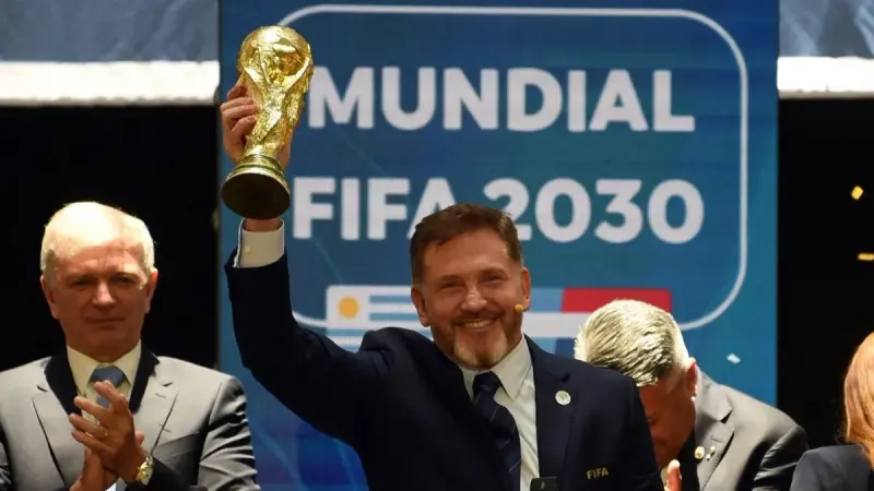 مشاورات مستمرة.. ما حقيقة زيادة منتخبات كأس العالم 2030 إلى 64 فريقا؟