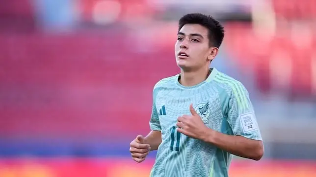 المكسيكي غيلبرتو مورا يستعد لإنجاز تاريخي في كأس العالم 2026.. ما القصة؟