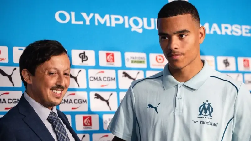 رونالدو يطلب ضم ماسون غرينوود.. ومارسيليا يرفض التفريط في هدافه