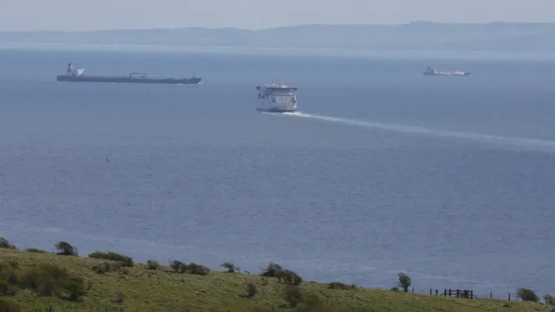 "سنتكوم": اعتراض وتدمير مسيّرات "حوثية" فوق البحر الأحمر