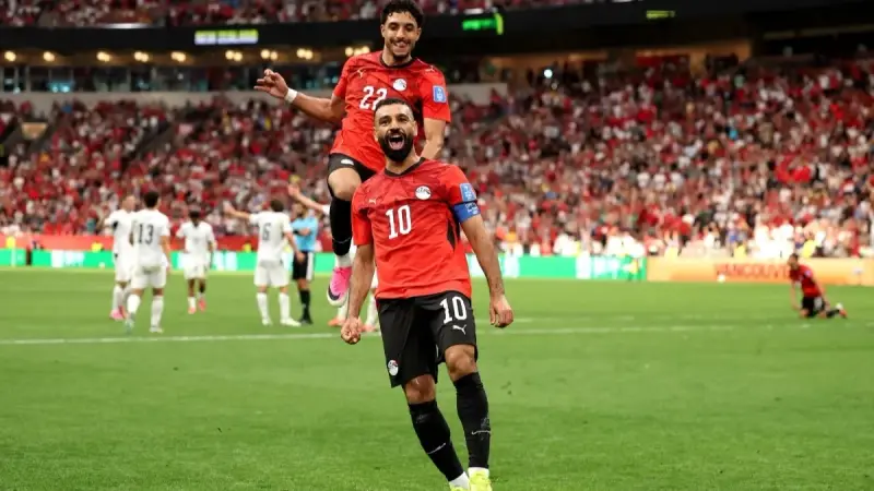 ترتيب هدافي منتخب مصر عبر التاريخ.. كم يحتاج محمد صلاح لمعادلة حسام حسن؟