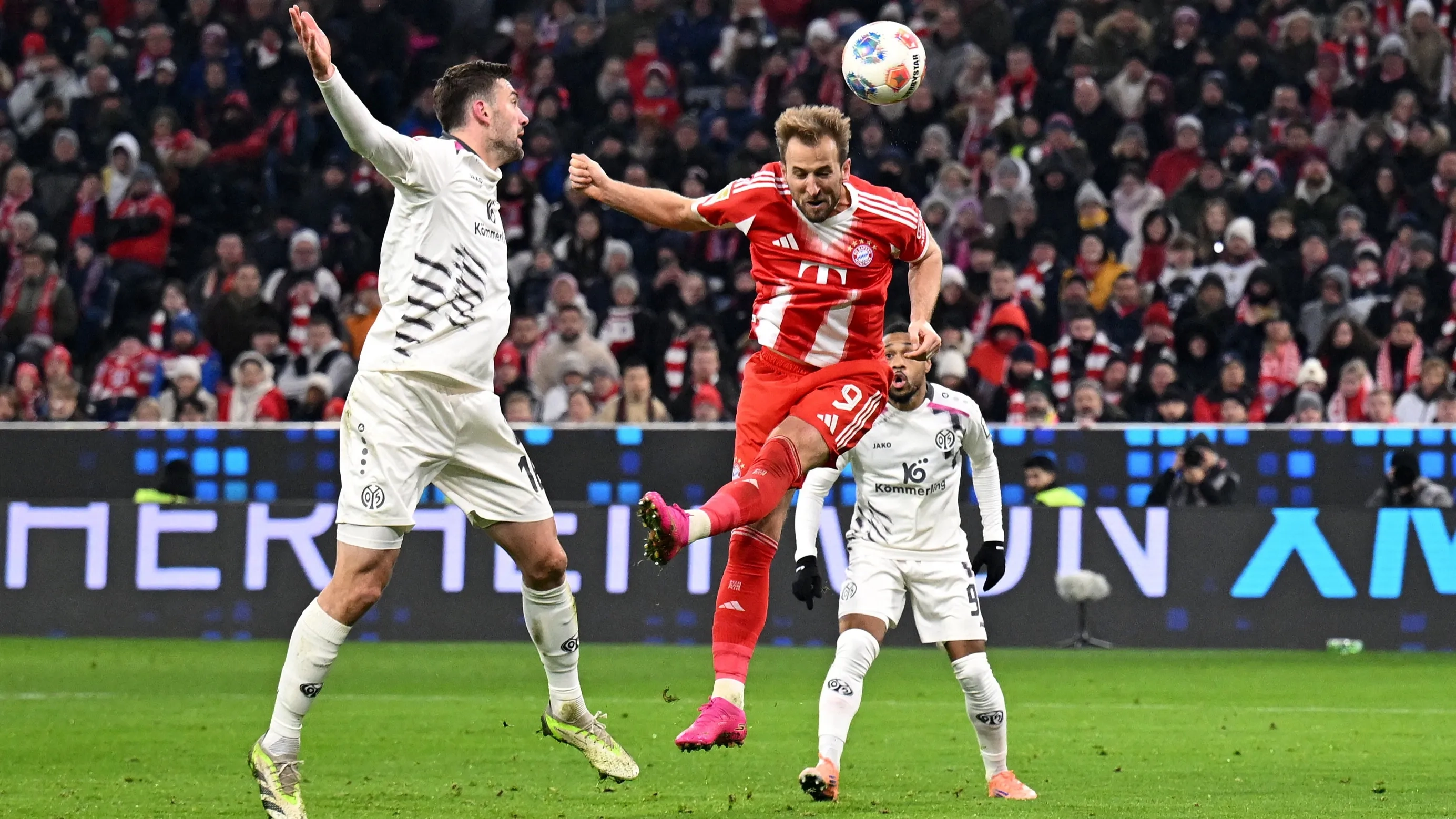 نتائج مباريات اليوم في الدوري الألماني - بايرن ميونخ وبوروسيا دورتموند يتعثران 