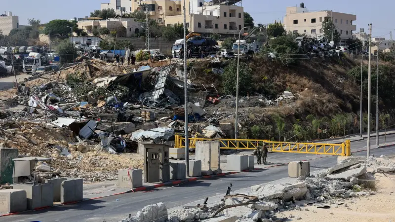 "عقاب جماعي".. إسرائيل تجبر مئات الفلسطينيين على ترك منازلهم في الضفة