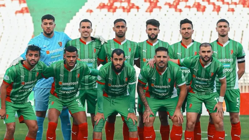 مدرب مولودية الجزائر يبحث عن الحلول الممكنة لفك عقدة الهجوم