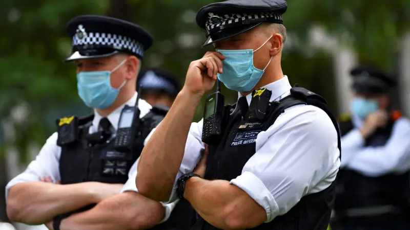 بريطانيا تفحص مركبة مشبوهة.. ما علاقتها بالسجين الهارب؟