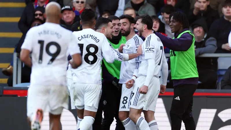 الدوري الإنجليزي - مانشستر يونايتد يُصالح جماهيره بانتصار مستحق على بالاس