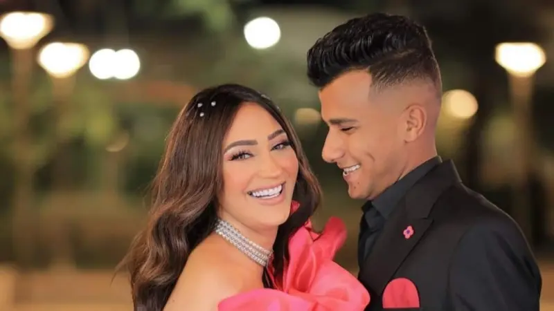 بمفاجأة رومانسية.. عصام صاصا يعلن عودته ليارا أحمد بعد انفصال لمدة أسبوع