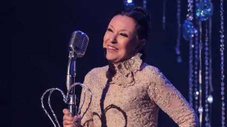 related_news_inside_blogsنجاة الصغيرة تعلق على أحدث صور متداولة لها