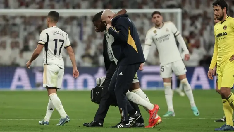 بعد إصابة ألابا.. 5 حلول لدعم دفاع ريال مدريد في انتقالات الشتاء