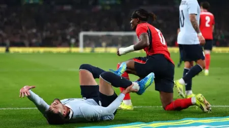 related_news_inside_blogsإصابة خطيرة تنهي أحلام خواكين بيكيريز المونديالية مبكرا