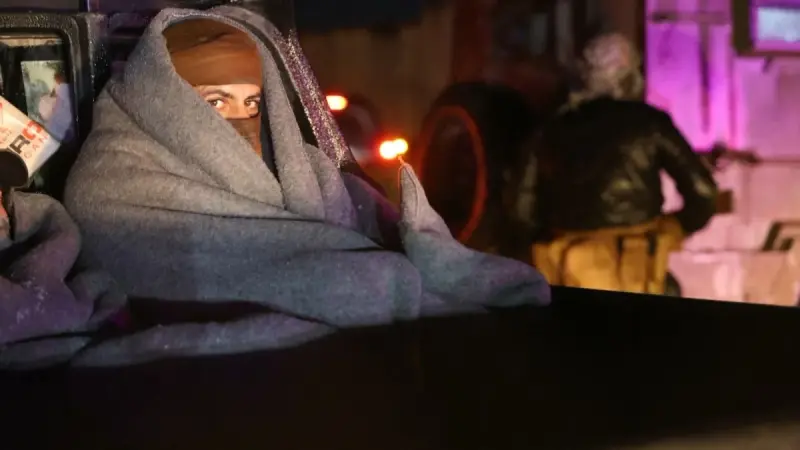 فيديو - المرصد السوري يحذر من كارثة إنسانية في كوباني