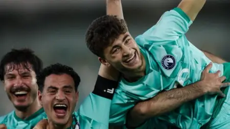 related_news_inside_blogsفيديو - عودة الفاخوري يسجل أول أهدافه ويقود بيراميدز إلى صدارة مجموعته الإفريقية