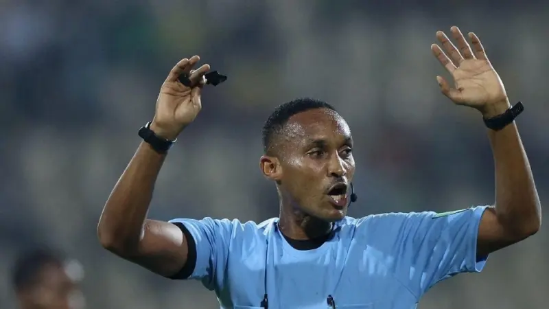 حكم مباراة مصر وجنوب إفريقيا اليوم.. صافرة بوروندية