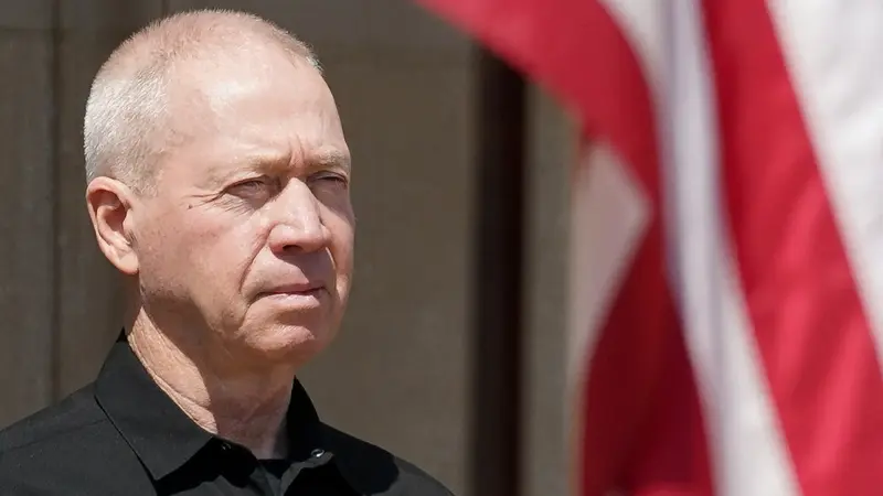 وزير الدفاع الإسرائيلي: كل من حلم بهزيمتنا دفع ثمنا باهظا