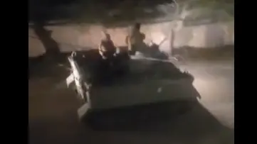 related_news_inside_blogsفيديو - آليات إسرائيلية تتوغل وتفخخ منزلا جنوب لبنان