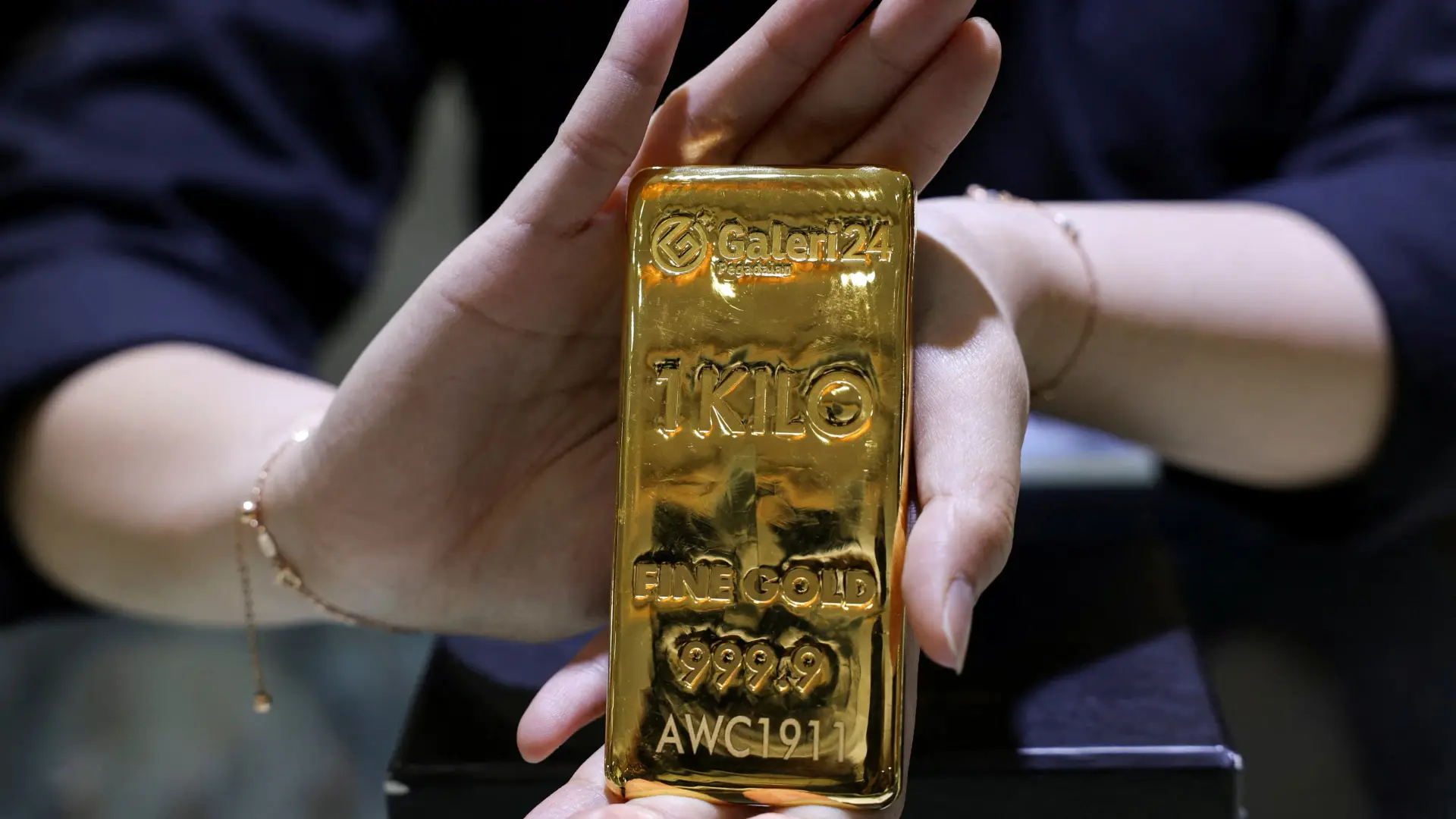 أسعار الذهب اليوم في مصر عيار 21 عند 5,975 جنيهًا للغرام (رويترز) أسعار الذهب اليوم في مصر عيار 21 عند 5,975 جنيهًا للغرام (رويترز)