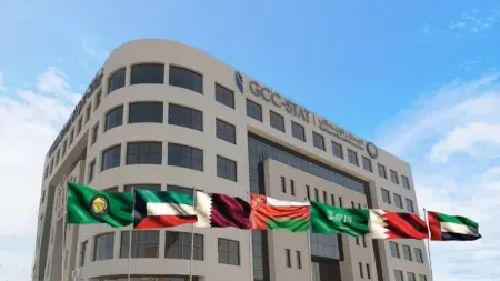 related_news_inside_blogsالأنشطة غير النفطية تدعم نمو اقتصاد الخليج وتوسع قاعدة الإنتاج في الربع الثالث