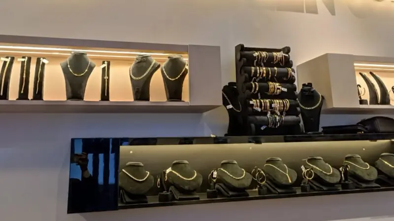 أسعار الذهب في مصر اليوم الجمعة 9/1/2026.. سعر عيار 21 يرتفع