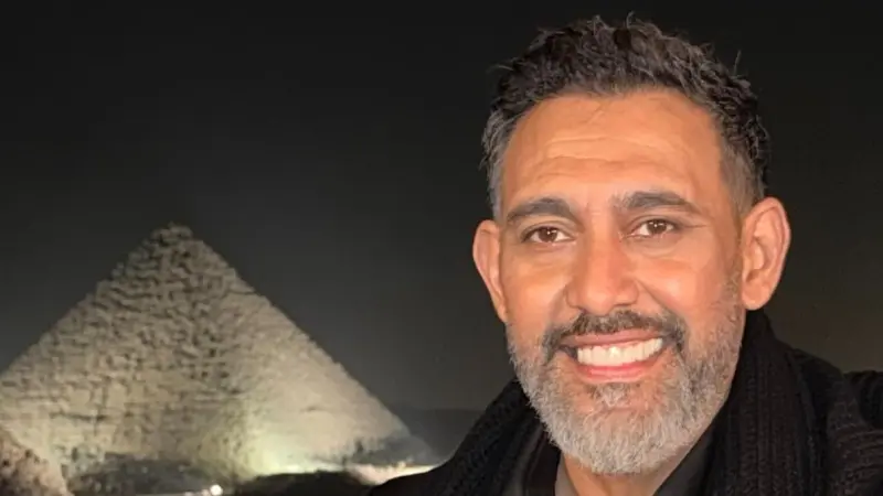 ما هو مرض عمرو مصطفى؟ أعاد إليه براءة الطفولة وشغفه بالموسيقى