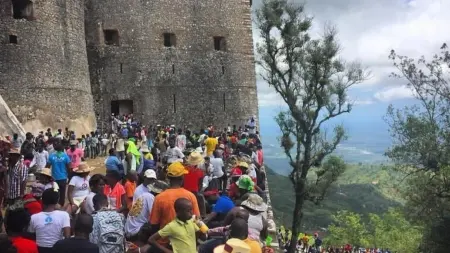 فيديو - مقتل 30 على الأقل في تدافع بقلعة تاريخية بهايتي