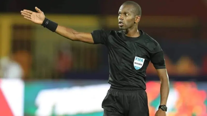 حكم نهائي كأس أمم إفريقيا بين كوت ديفوار ونيجريا.. هل يحضر الحكام العرب؟