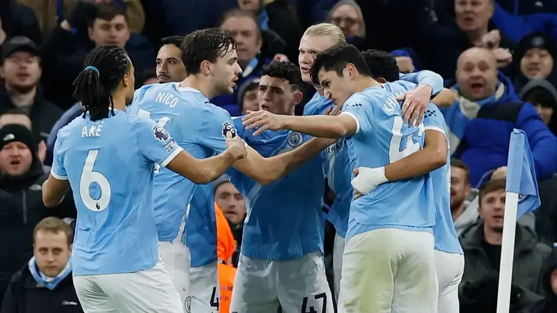 في أعقاب مباراة توتنهام.. عقوبة قاسية تنتظر نجم مانشستر سيتي