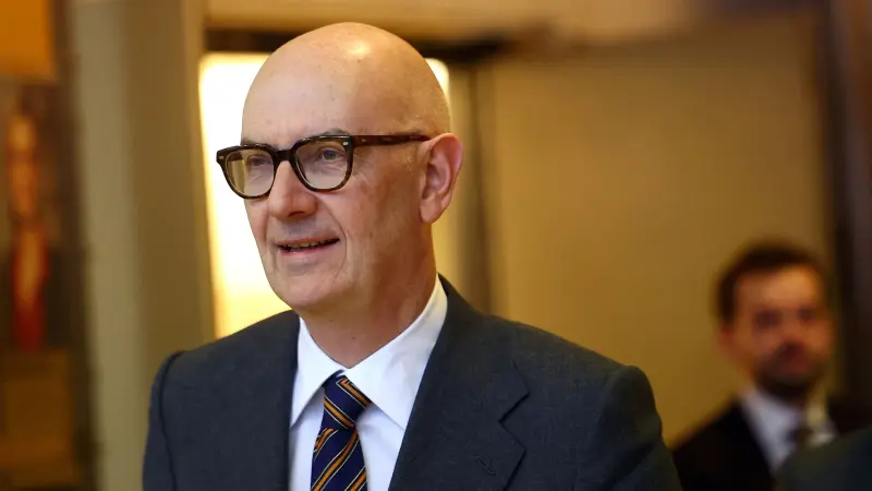 فرنسا تؤكد أهمية الحوار الدولي لمواجهة التوترات العالمية