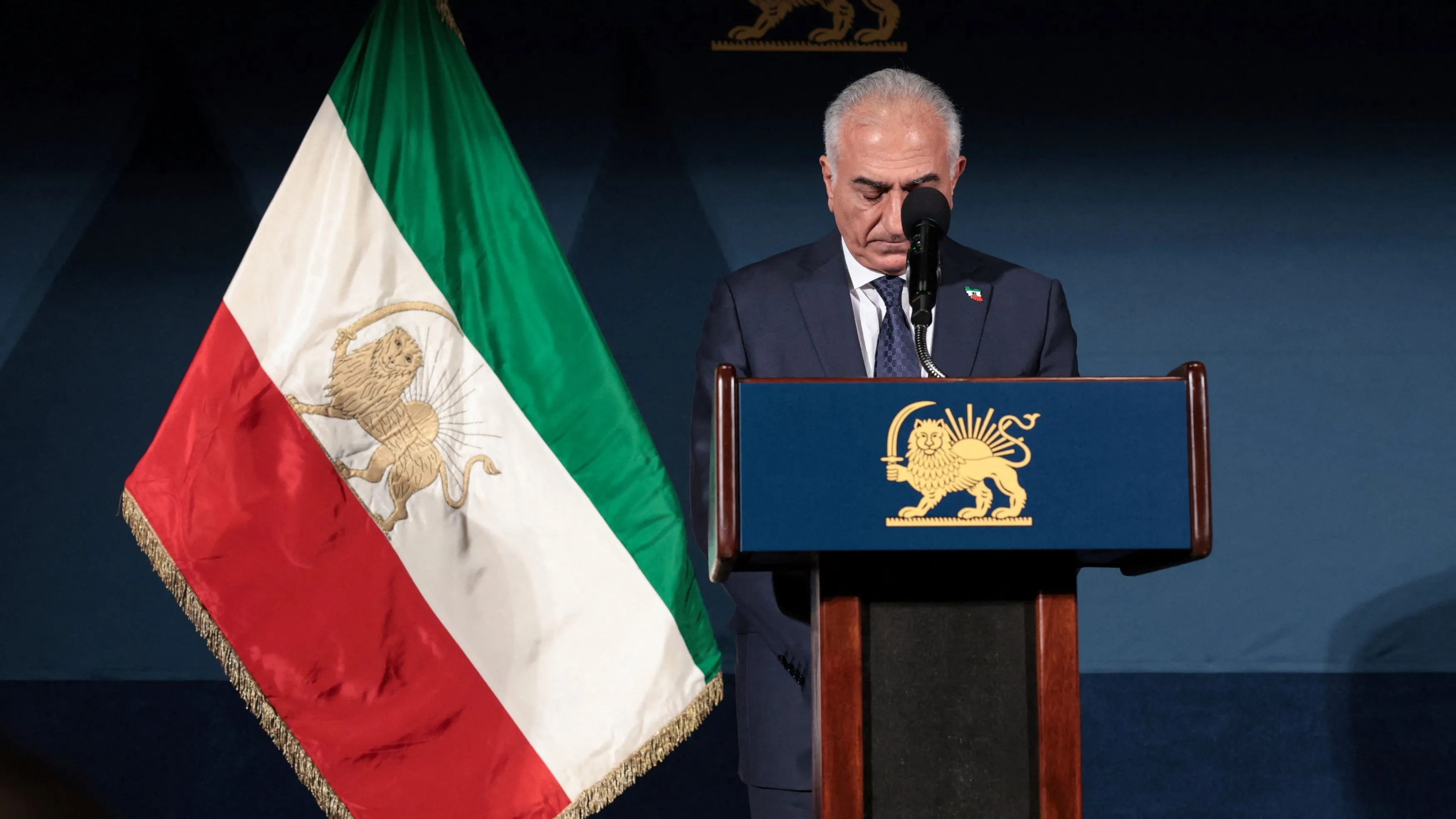 بهلوي يدعو لمزيد من الضغط لمساعدة المتظاهرين الإيرانيين 