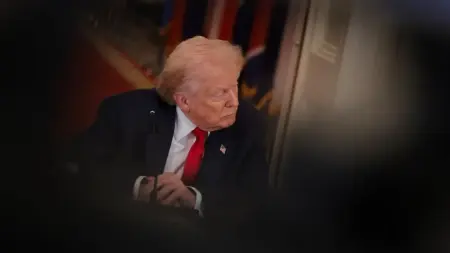 فيديو - ترامب يوبخ صحفيا بسبب سؤال عن روسيا