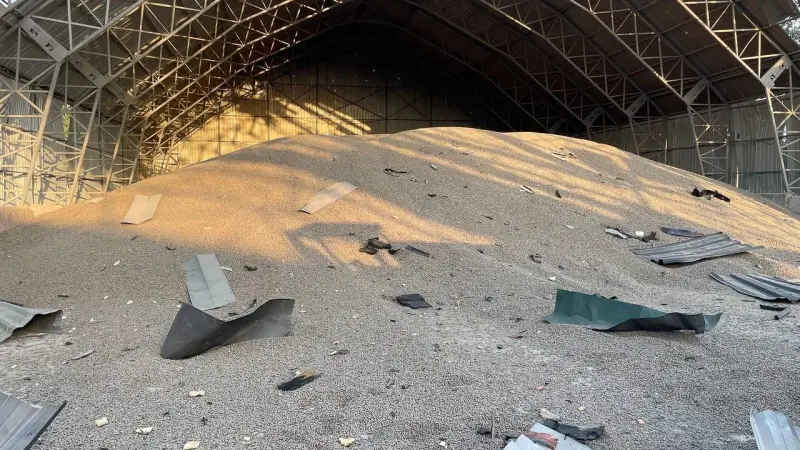 روسيا تستهدف منشآت حبوب في أوديسا