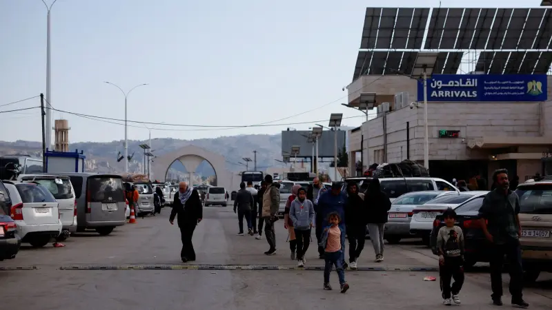 سوريا تعزّز حدودها مع لبنان بآلاف الجنود ومنصات صواريخ