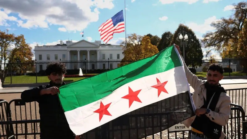 القضاء الأميركي يجمد قرار ترحيل آلاف السوريين مؤقتا