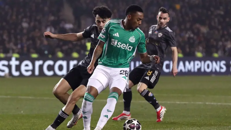 القنوات الناقلة لمباراة نيوكاسل ضد قره باغ اليوم في دوري أبطال أوروبا مع الموعد والتشكيلة