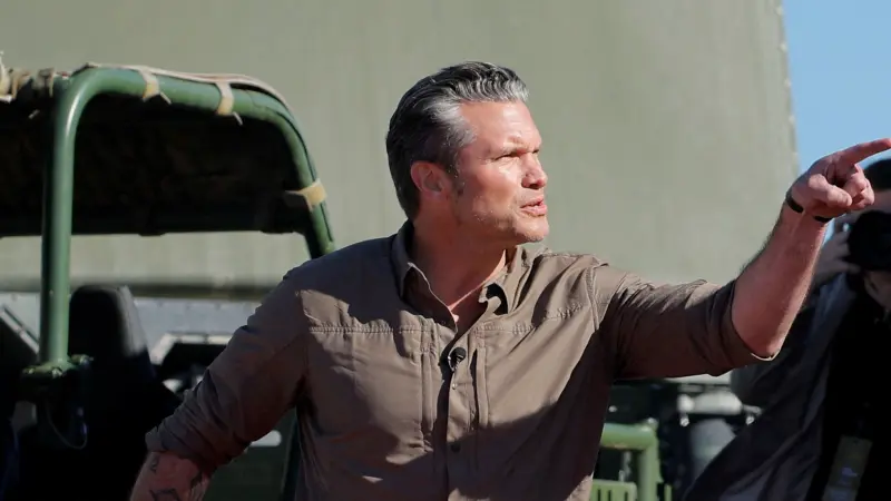 فيديو - واشنطن تستهدف قارب تهريب مخدرات في المحيط الهادئ