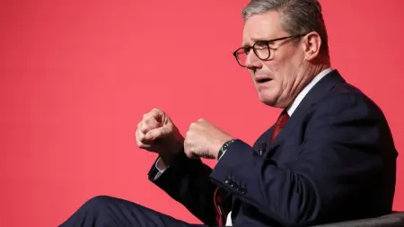 related_news_inside_blogsقضية ماندلسون تتفاعل.. ستارمر يرفض دعوات الاستقالة