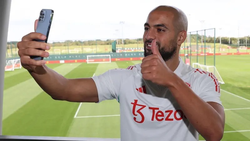 وكيل سفيان أمرابط يهنئه برسالة مؤثرة