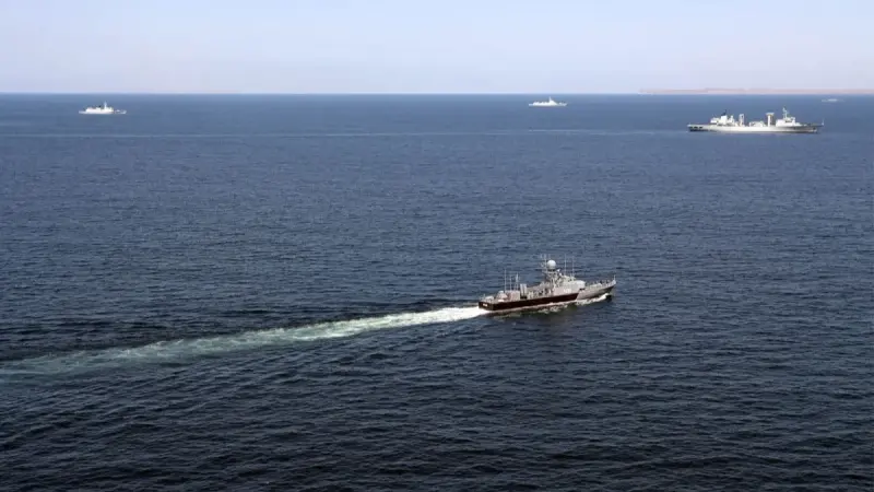 إطلاق نار على سفينة تجارية بالقرب من عدن