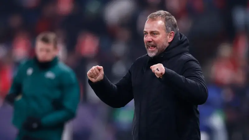 فليك يتحدث عن إصابة بيدري ويشيد بقرار فيرمين لوبيز في أمسية التألق الأوروبي