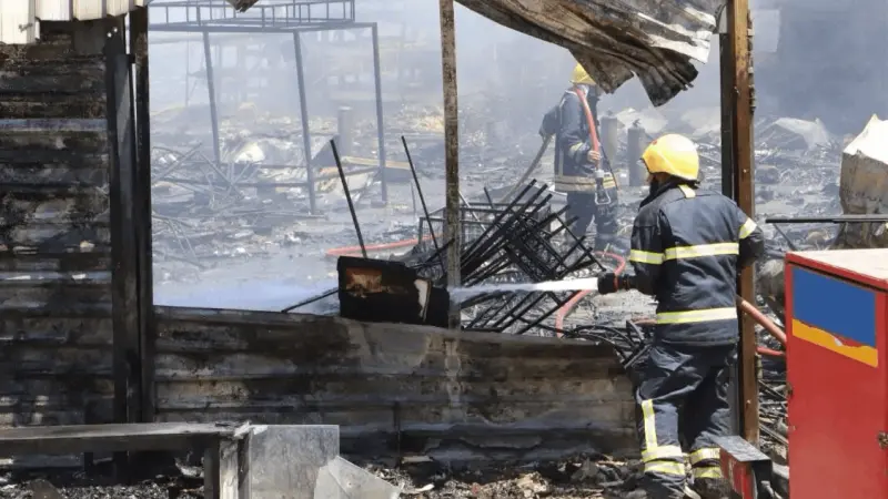 سببه وخسائره.. كامل تفاصيل حريق مؤسسة الطويل في عمّان