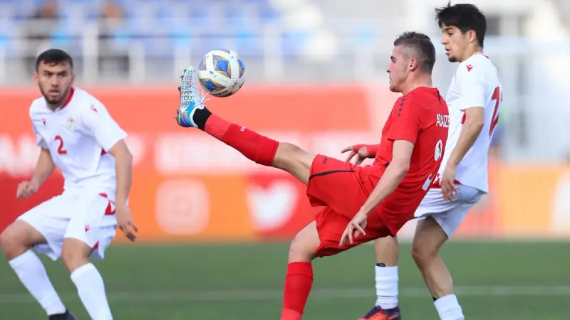 عموتة: مواجهة النشامى لطاجيكستان مسألة "حياة أو موت"