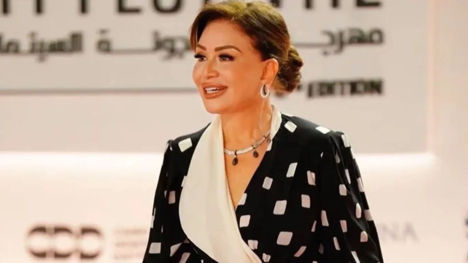 إلهام شاهين انتهت مؤخرًا من تصوير فيلم "الحافي" (فيسبوك) إلهام شاهين انتهت مؤخرًا من تصوير فيلم "الحافي" (فيسبوك)