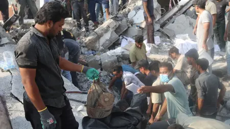 related_news_inside_blogs"نيويورك تايمز": ضربة أميركية خاطئة أصابت المدرسة الإيرانية