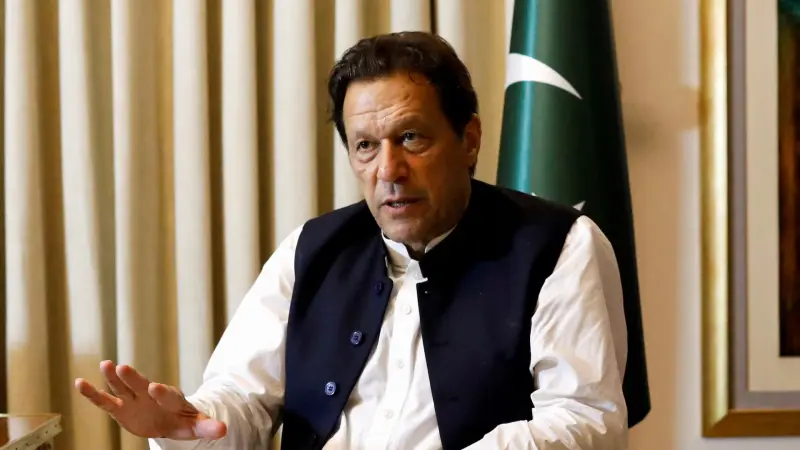 حكم قضائي في باكستان لصالح حزب عمران خان