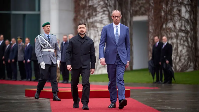 ألمانيا وأوكرانيا تعلنان شراكة إستراتيجية لتعزيز التعاون العسكري