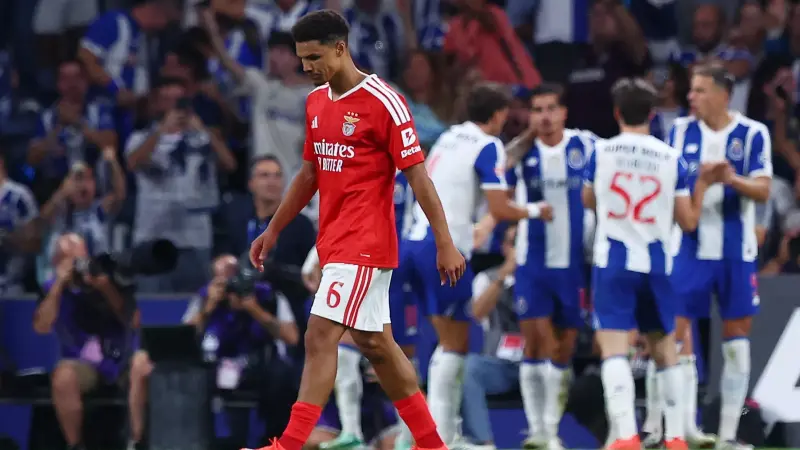 الدوري البرتغالي - بورتو يتفوق على بنفيكا في الكلاسيكو ويعزز صدارته